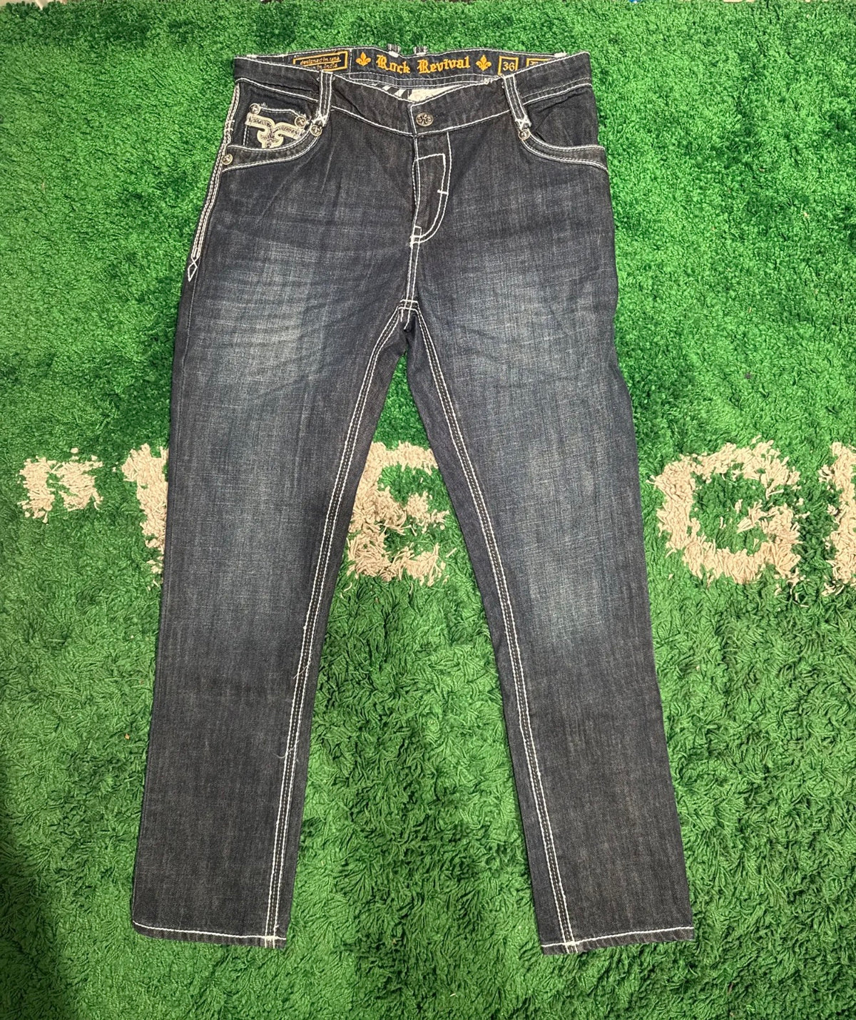 Rock Revival Jeans | S